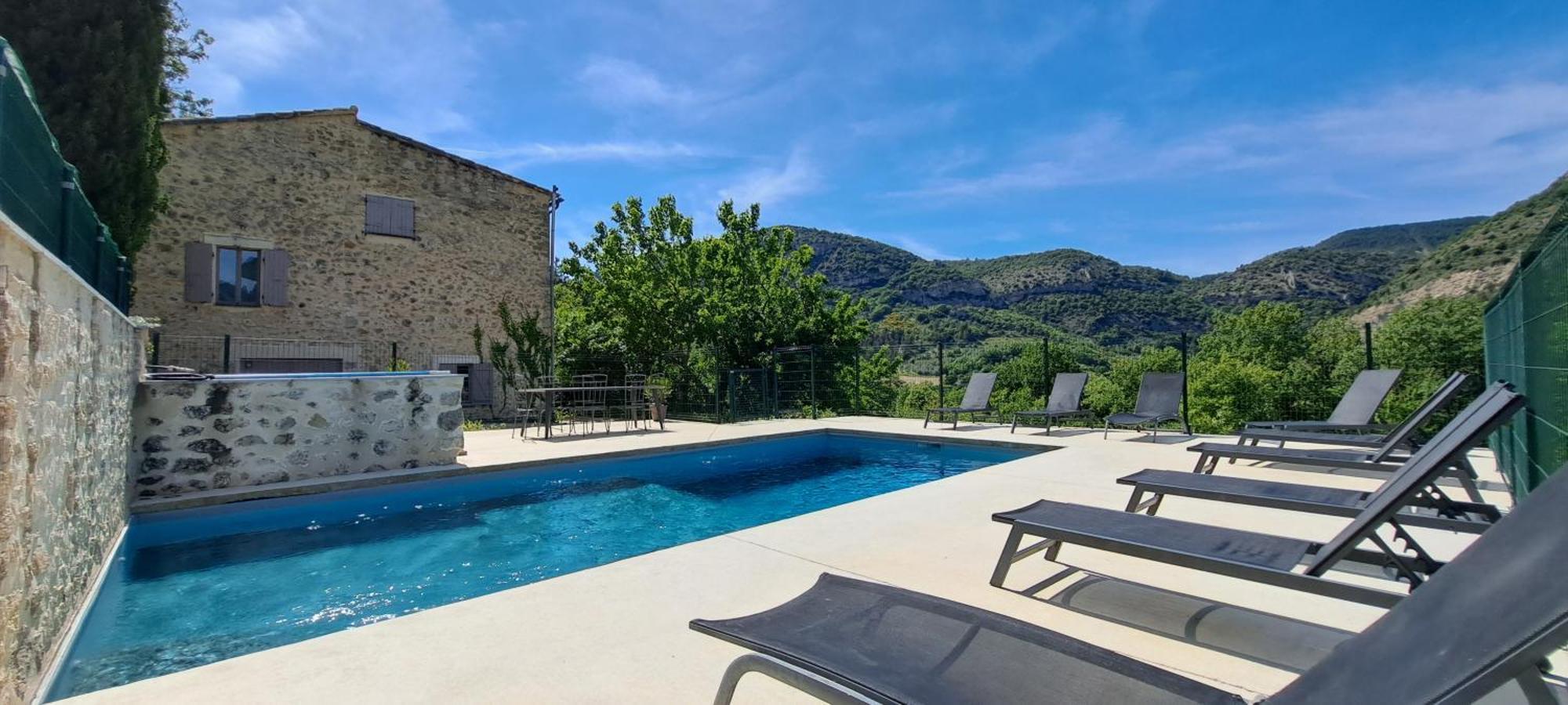 Le Mas Des Fontettes, Gite 14 Personnes, Piscine Chauffee, Propriete 5Ha, Barbecue Sahune Exterior foto